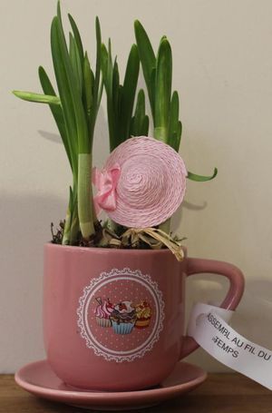 ASSEMBLAGE AU FIL DU TEMPS_CHAPEAU_ROSE